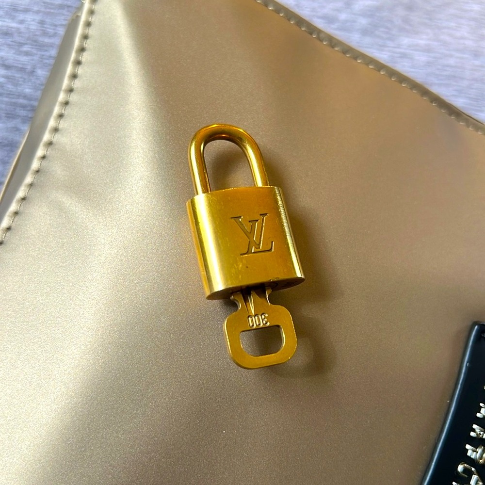 LV Gold Lock & Key #300